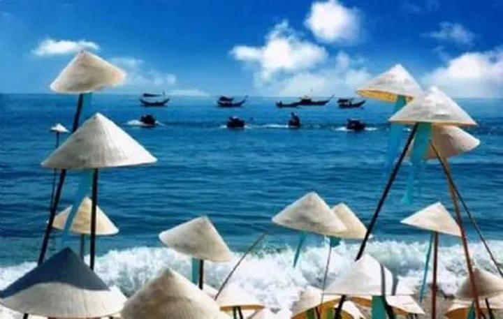 Hotspot Matrix và Nửa thập kỉ trôi qua, Hồ Ngọc Hà diện bikini vẫn cứ